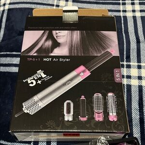 Hot Air Styler - Silver and Pink  5 pcs set nib
